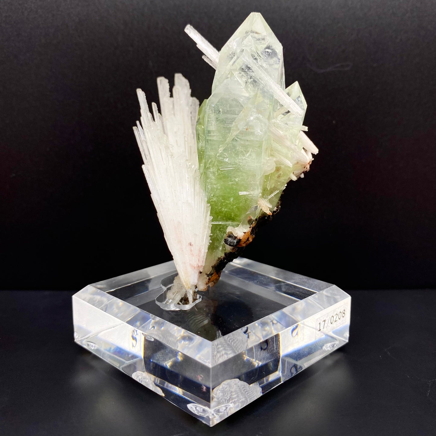 Apophyllite & Scolecite DK88 Superb Minerals 