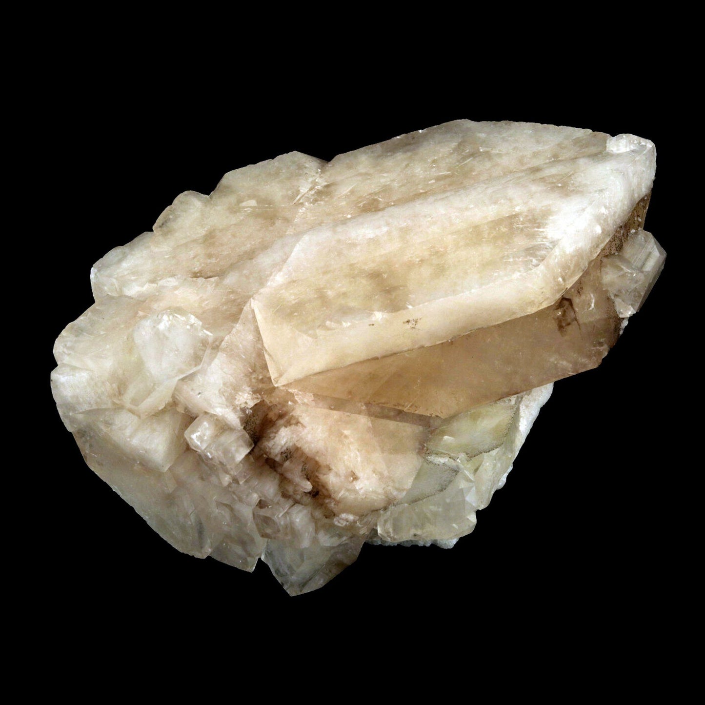 Calcite Crystal Natural Mineral Specimen # B 2486 Pointed Triangular shape calcite crystal. Primary Mineral(s): CalciteSecondary Mineral(s): N/AMatrix: N/A14 cm x 10 cm950 GmsLocality: Nashik, Maharashtra, IndiaYear of Discovery: 2017