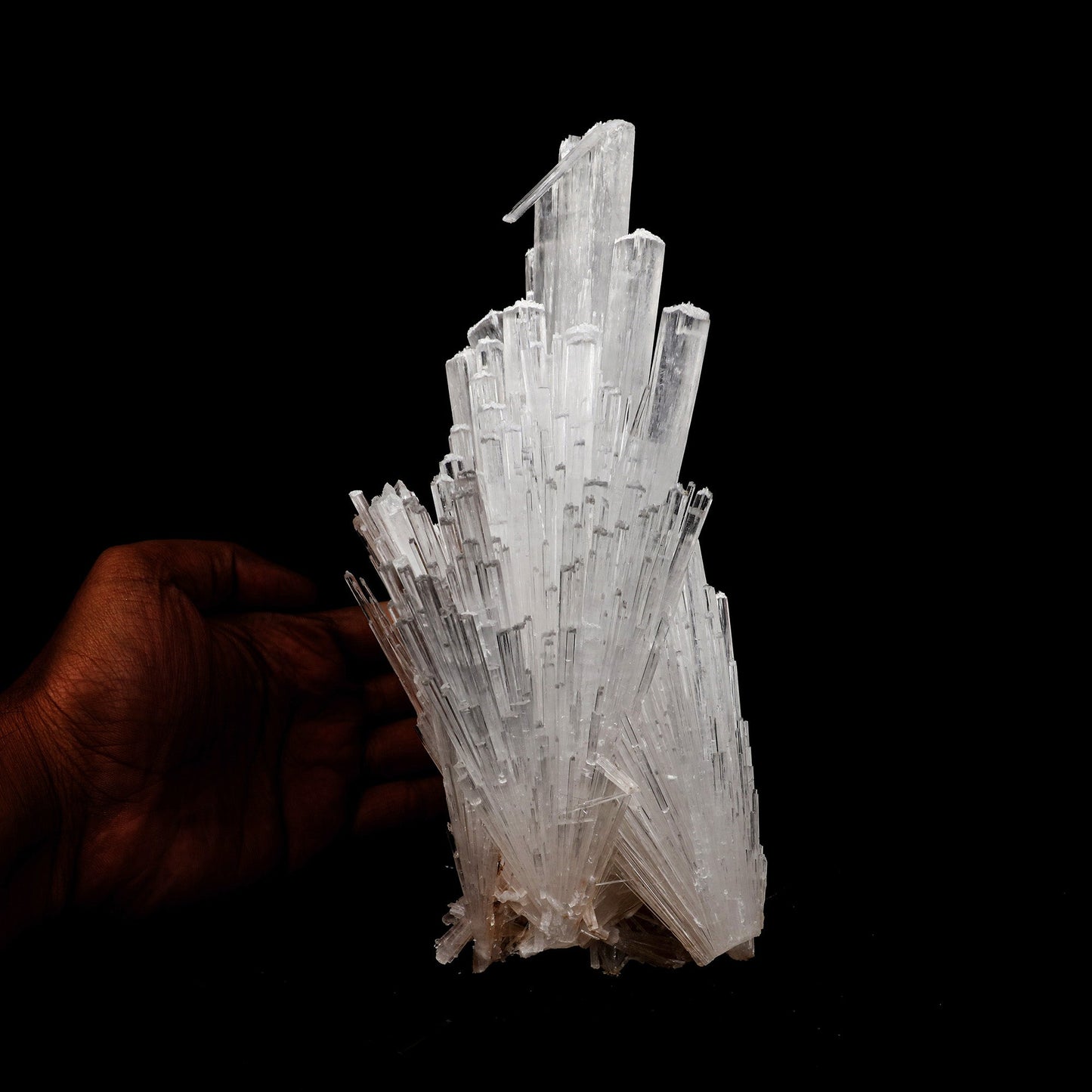 Scolecite Sprays Natural Mineral Specimen # B 5215 https://www.superbminerals.us/products/scolecite-sprays-natural-mineral-specimen-b-5215 Features: Recent discoveries in Nashik have yielded some spectacular intergrown jackstraw sprays of glassy, iridescent, clear to translucent scolecite prism. STUNNING. The stunning crystals extend in every direction. Primary Mineral(s): ScoleciteSecondary Mineral(s): N/AMatrix: N/A 8 Inch x 6 InchWeight : 630