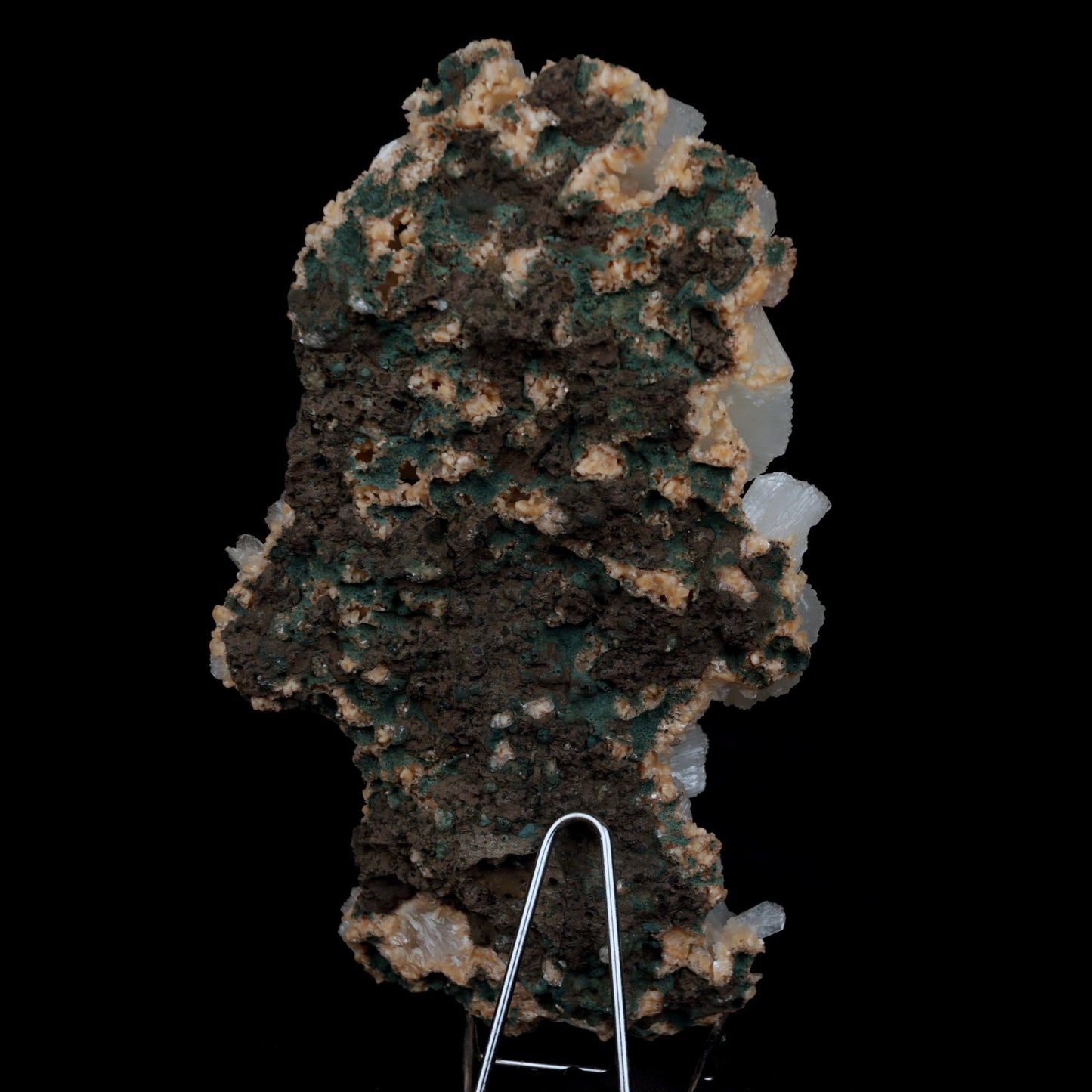 Stilbite on Heulandite Natural Mineral Specimen # B 4729 https://www.superbminerals.us/products/stilbite-on-heulandite-natural-mineral-specimen-b-4729 Features: Featuring many excellent quality bladed groups of Stilbite in a soft white hue, resting over pearly stalactitic formations of peach colored Heulandite, this piece is a stunning example of the material. The sculpture is really flashy and three-dimensional, and I particularly like how the Stilbites