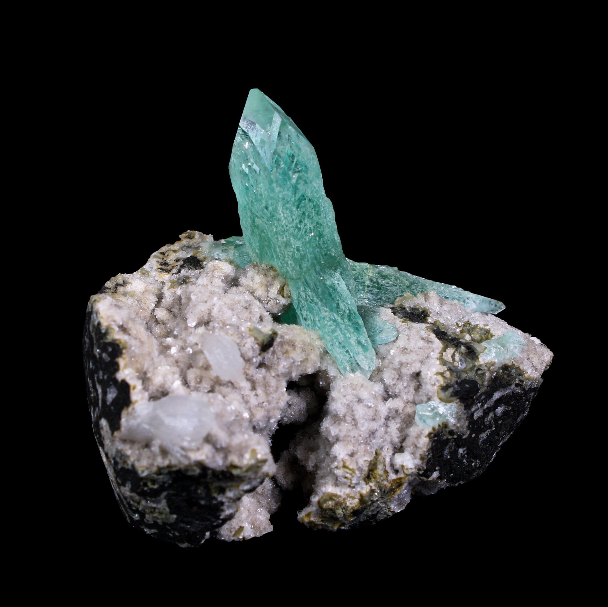 Green Apophyllite Crystal on Stilbite , Heulandite Matrix | Rare Indian Zeolite Specimen | Sharp Terminated Apophyllite Formation # G 7131 Apohyllite Superb Minerals 