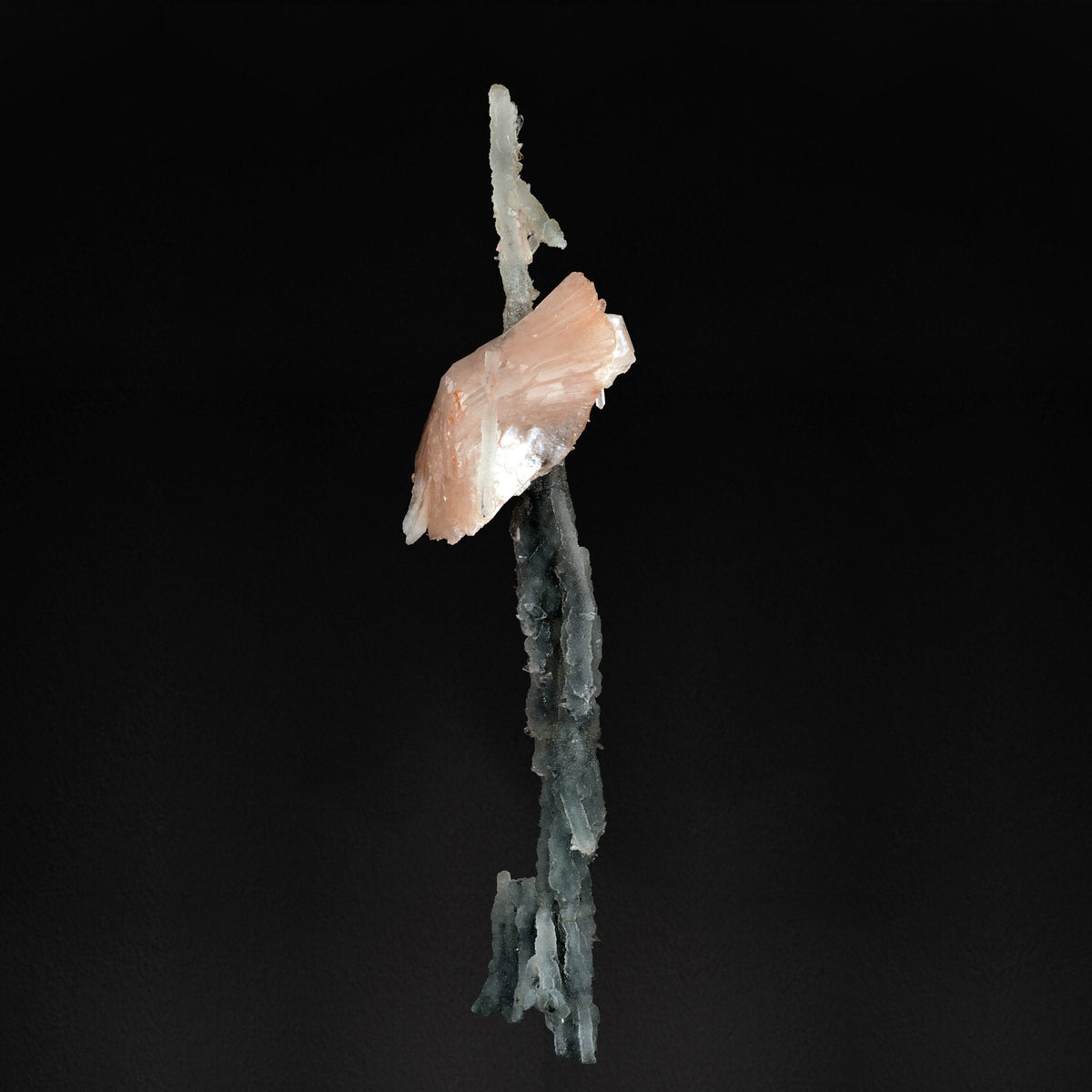 Heulandite on Chalcedony with Stilbite - #20T07