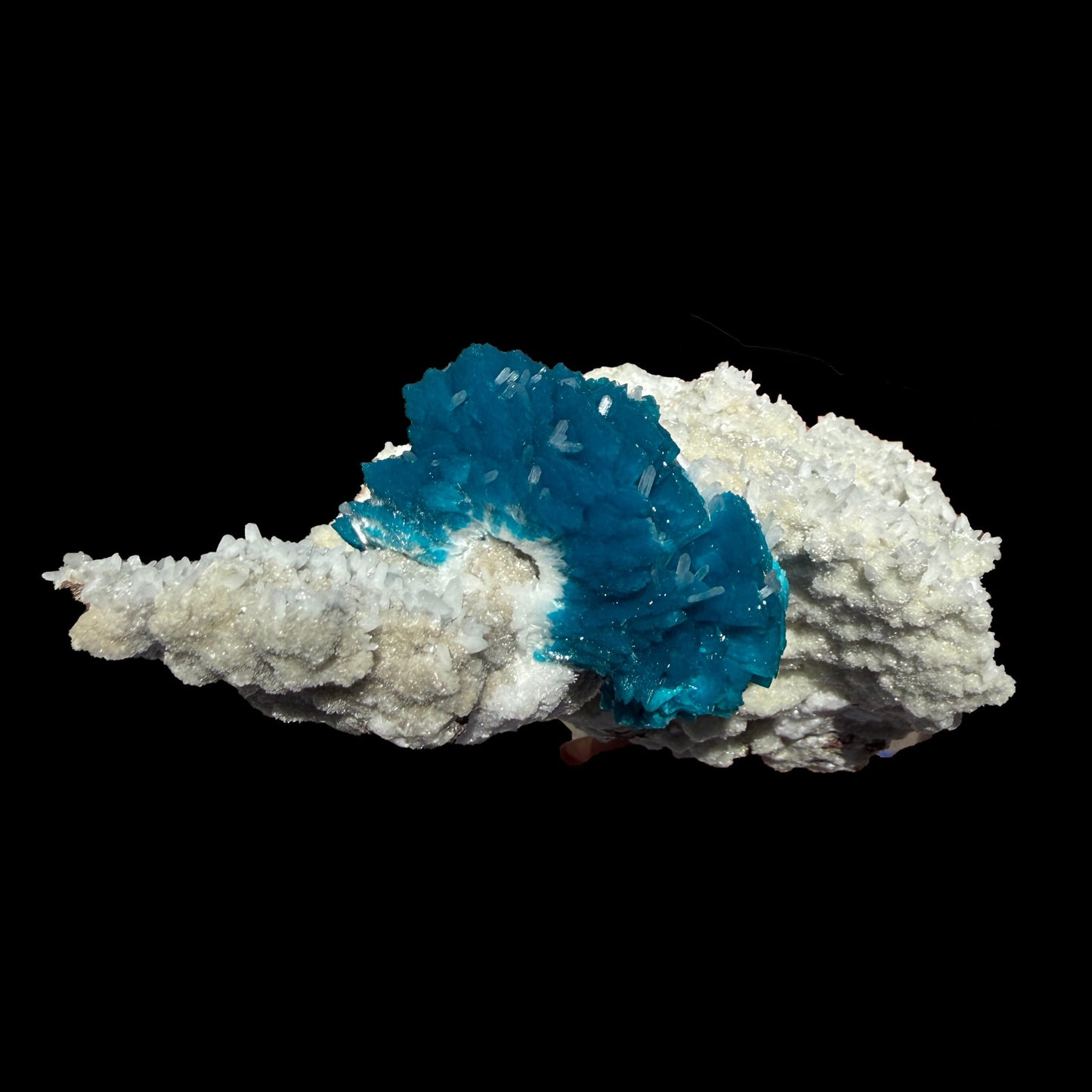 Lustrous Electric-Blue Cavansite Rosette with Stilbite on Sparkling Heulandite Matrix – Rare Indian Zeolite Mineral Specimen from Pune # B DKT138 Cavansite Superb Minerals 