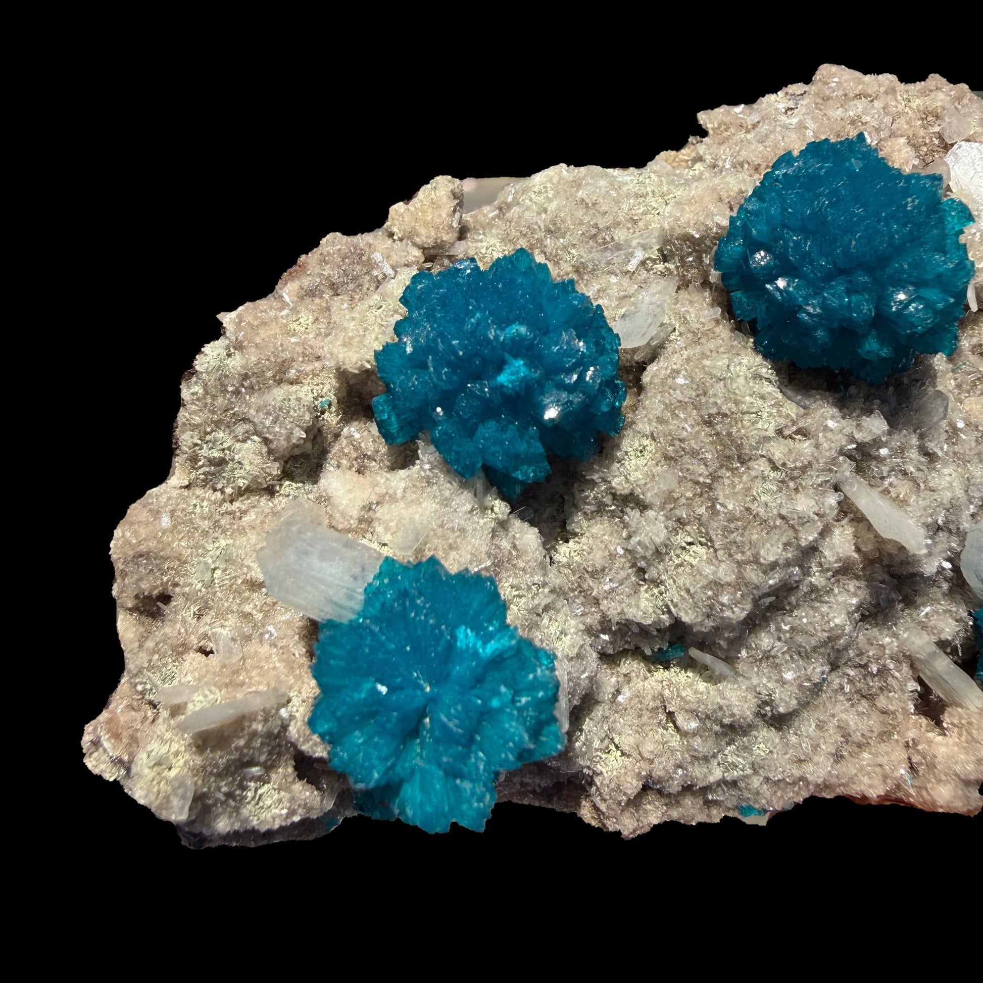 Lustrous Electric-Blue Cavansite Rosette with Stilbite on Sparkling Heulandite Matrix – Rare Indian Zeolite Mineral Specimen from Pune # B DKT141 Cavansite Superb Minerals 