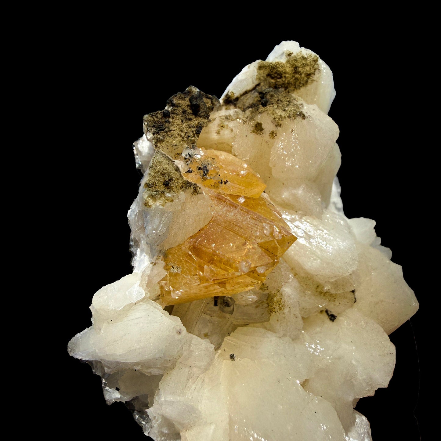 Rare Powellite Crystal on Stilbite – Natutal Zeolite Specimen from Nashik # DKT89 Powellite Superb Minerals 