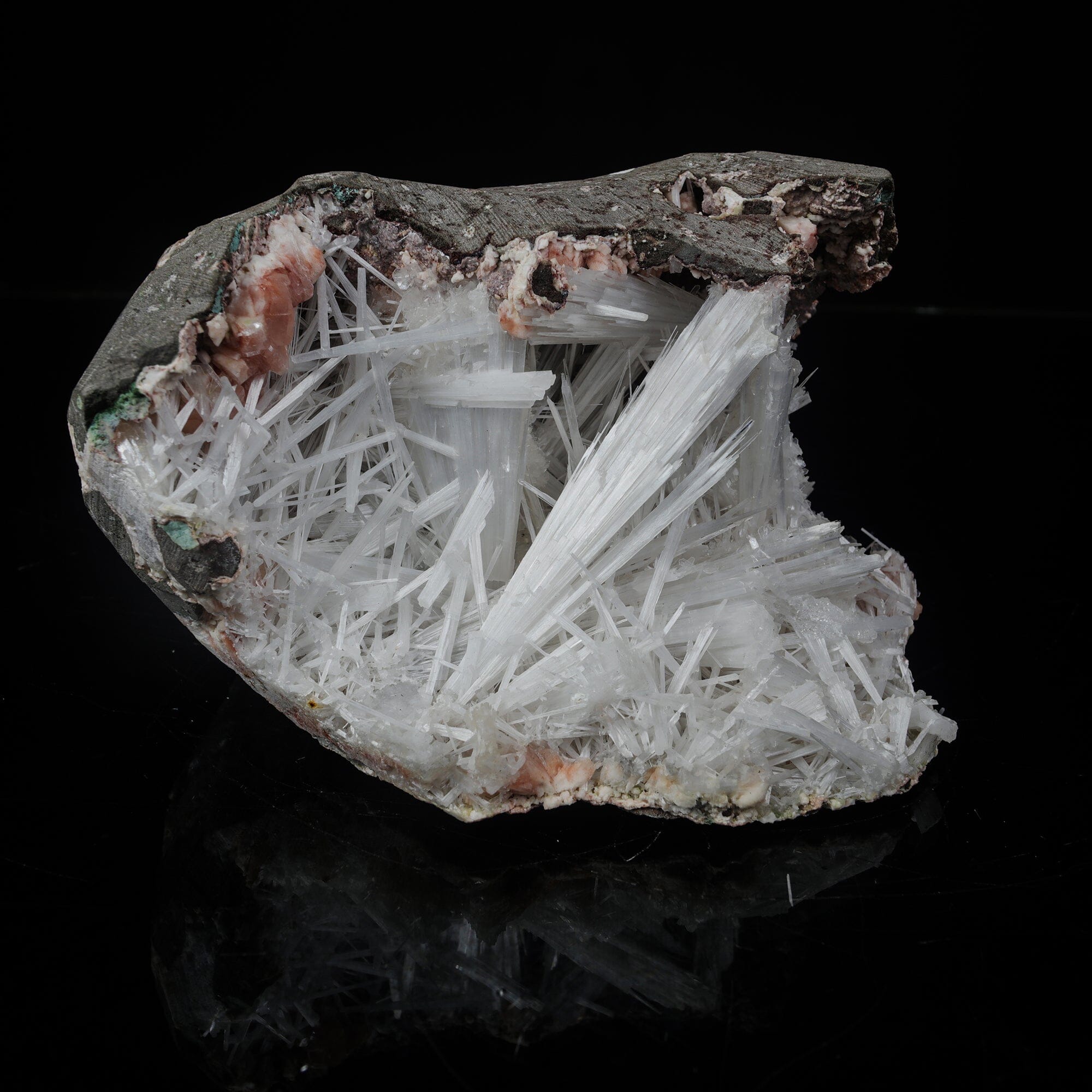 Scolecite – Superb Minerals