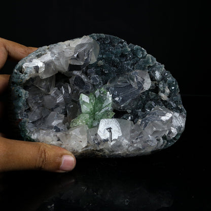 Sharp Terminated Green Apophyllite Cluster and calcite on Shimmering Dark Green Chalcedony Matrix – Natural Indian Zeolite Mineral Specimen from Jalgaon, Maharashtra # B 7239 Apophyllite Superb Minerals 