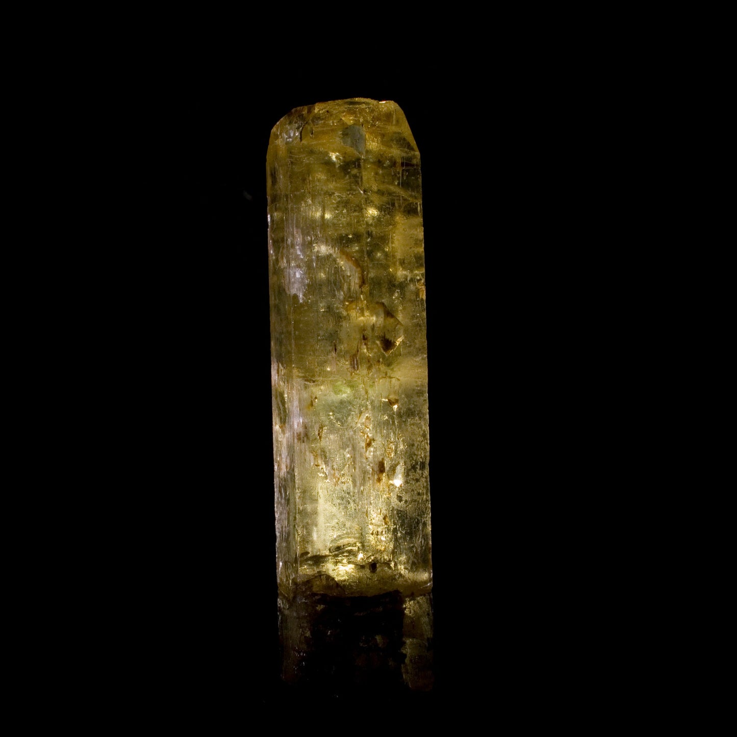 595 Carat Heliodor Natural Gemstone Crystal Heliodor Superb Minerals 