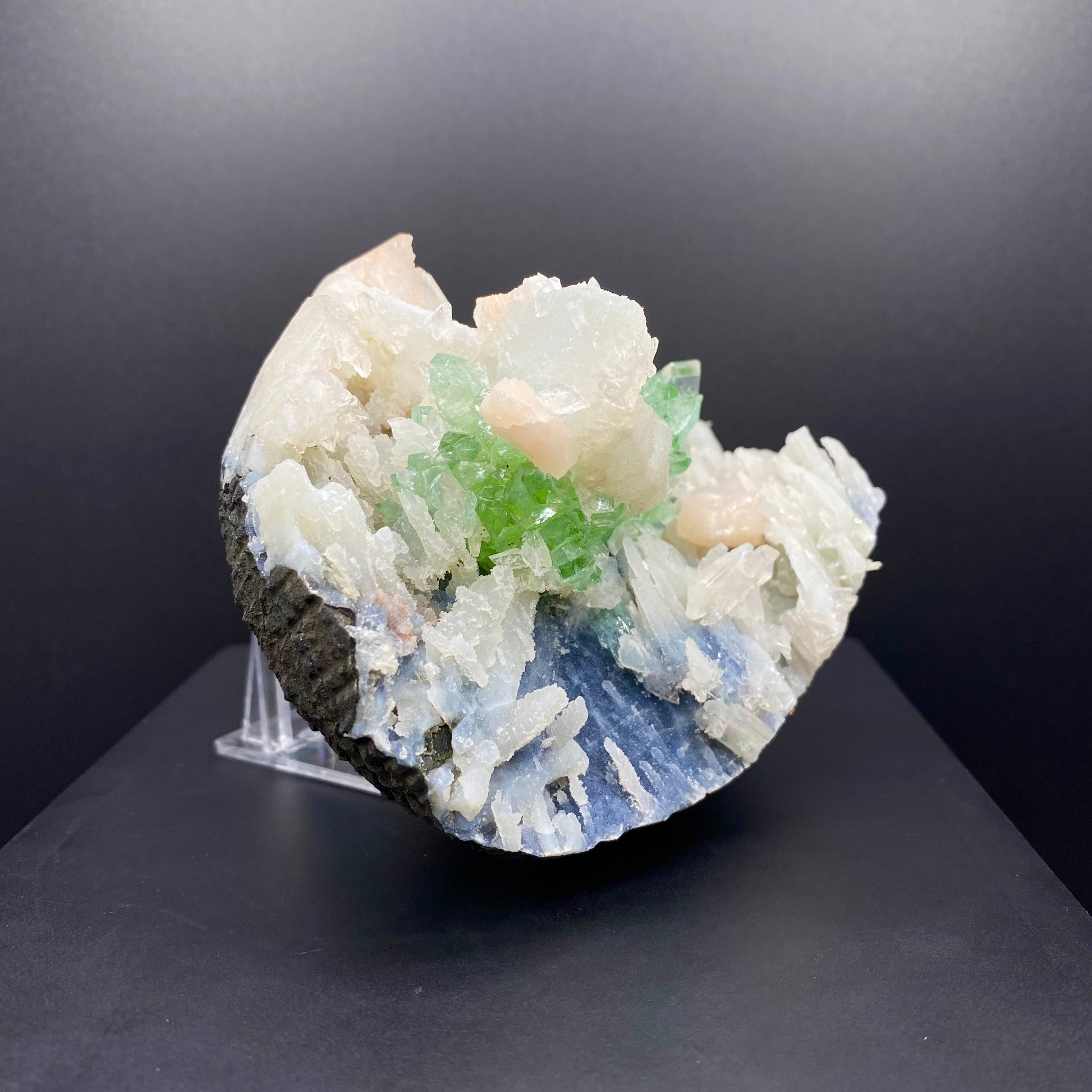 Apophyllite & Chalcedony DK81 Superb Minerals 