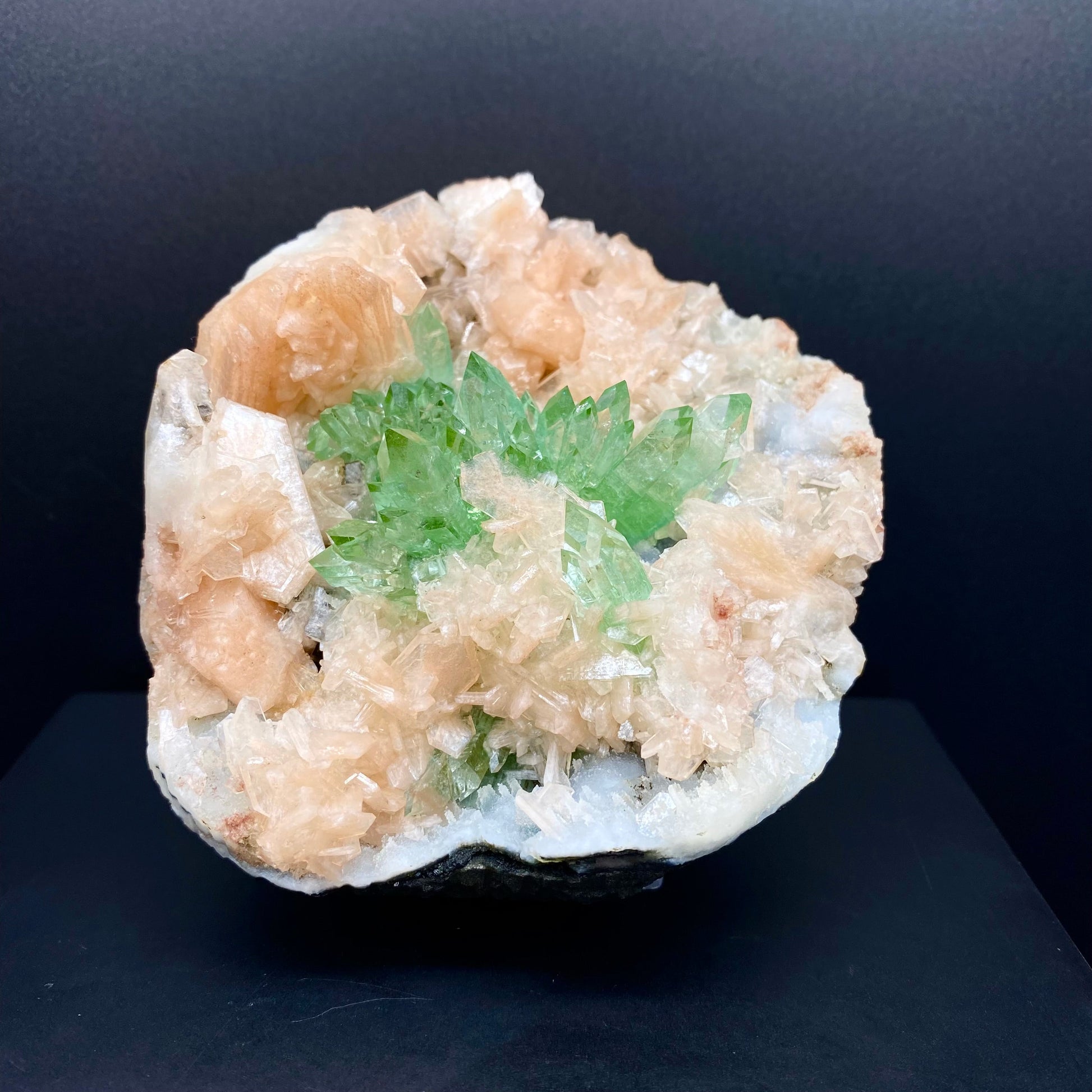 Apophyllite DK82 Superb Minerals 