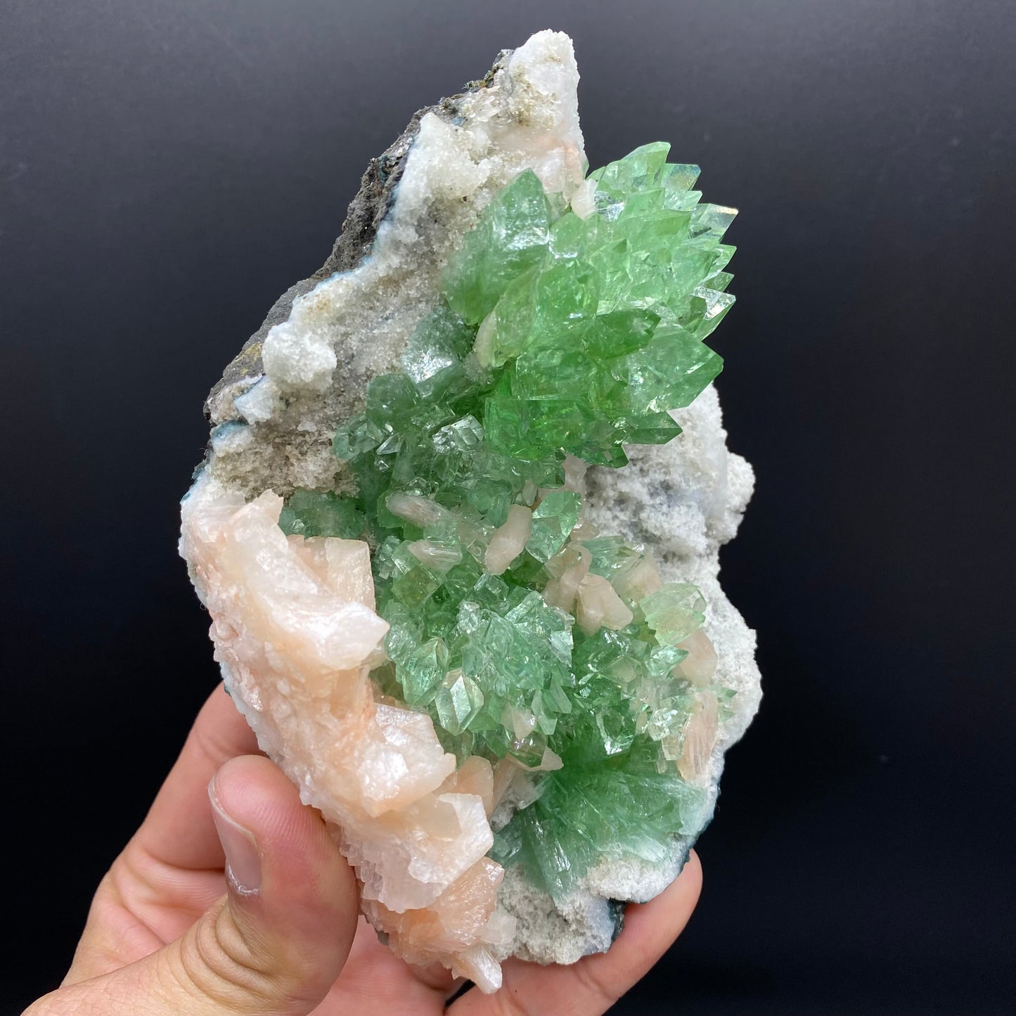 Green Apophyllite with Stilbite on Chalcedony Matrix from Jalgaon, Maharashtra, India. Natural mineral specimen. Museum grade mineral for crystal collectors.