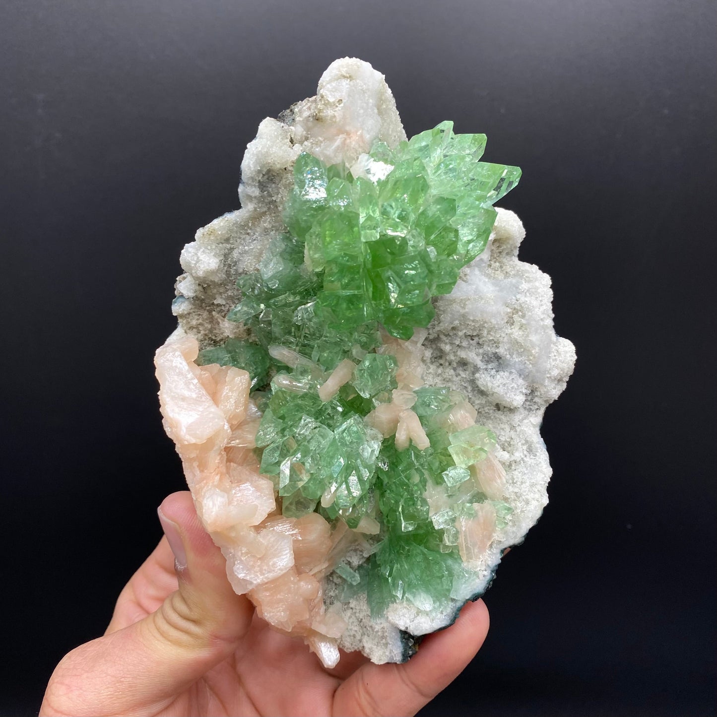 Green Apophyllite with Stilbite on Chalcedony Matrix from Jalgaon, Maharashtra, India. Natural mineral specimen. Museum grade mineral for crystal collectors.