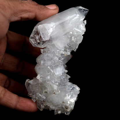 Apophyllite Pointed Big Crystal on MM Quartz Natural Mineral Specimen …  https://www.superbminerals.us/products/apophyllite-pointed-big-crystal-on-mm-quartz-natural-mineral-specimen-b-3926  FeaturesA bright white, microcrystalline Quartz with lustrous layer of Apophyllite crystals. The combination and contrast along with the luster, color and crystal formation is outstanding.&nbsp;Primary Mineral(s):&nbsp; ApophylliteSecondary Mineral(s): MM Quartz
