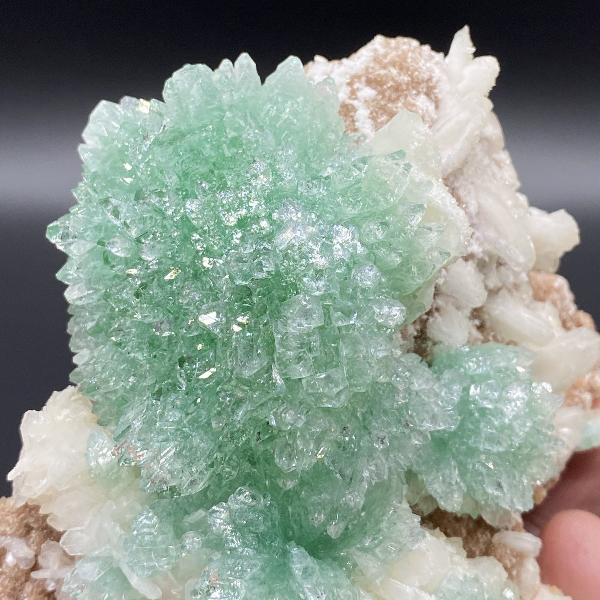 Apophyllite, Stilbite & Heulandite. Multiple Crystal Generations. Apophyllite Superb Minerals 