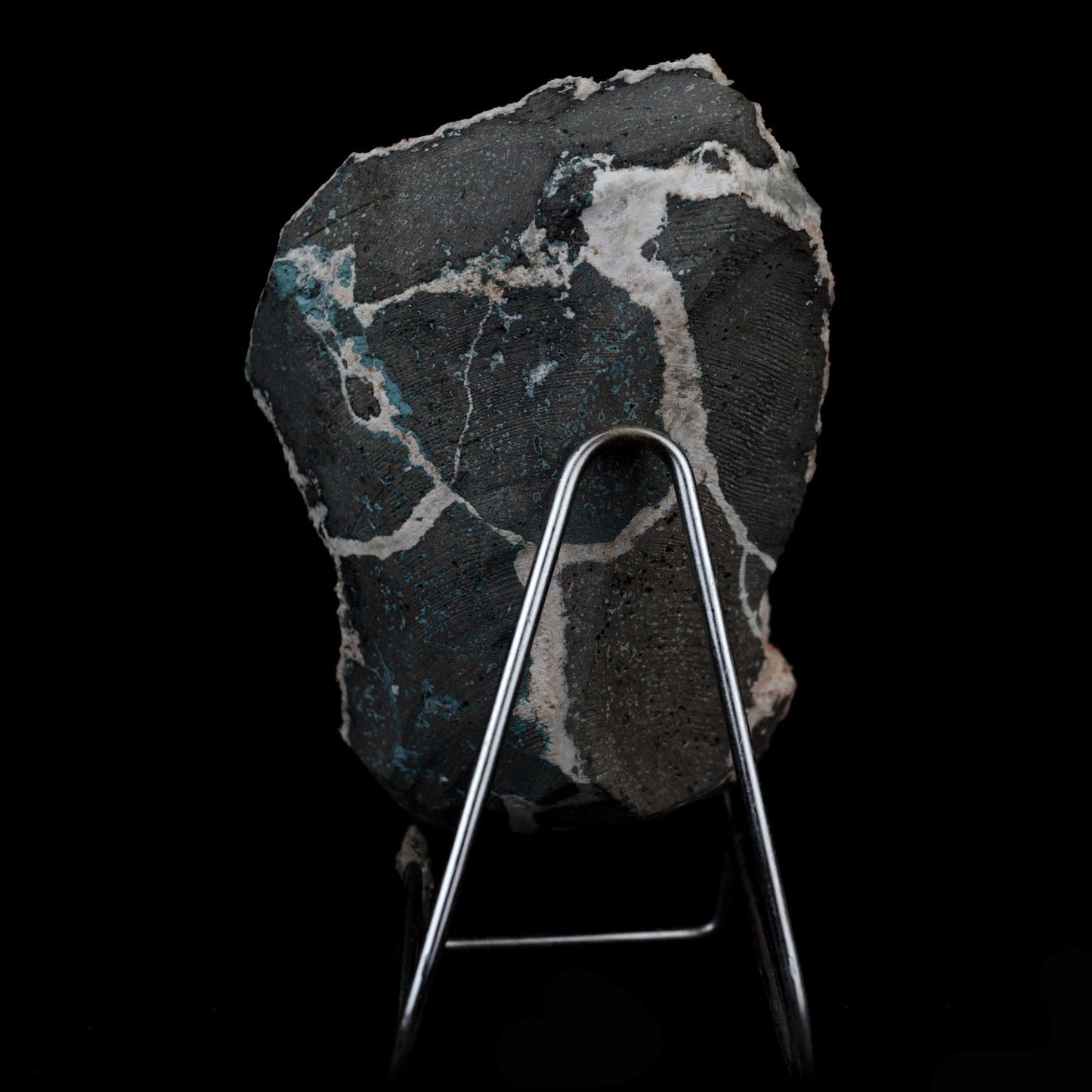 Green Apophyllite with Mordenite on Heulandite Natural Mineral Specime…  https://www.superbminerals.us/products/green-apophyllite-with-mordenite-on-heulandite-natural-mineral-specimen-b-4097  Features:An extremely stylish piece highlighting a lattice thickly covered with scaled-down, beige heulandite precious crystals several shiny, bigger light-beige Heulandite crystals on the framework