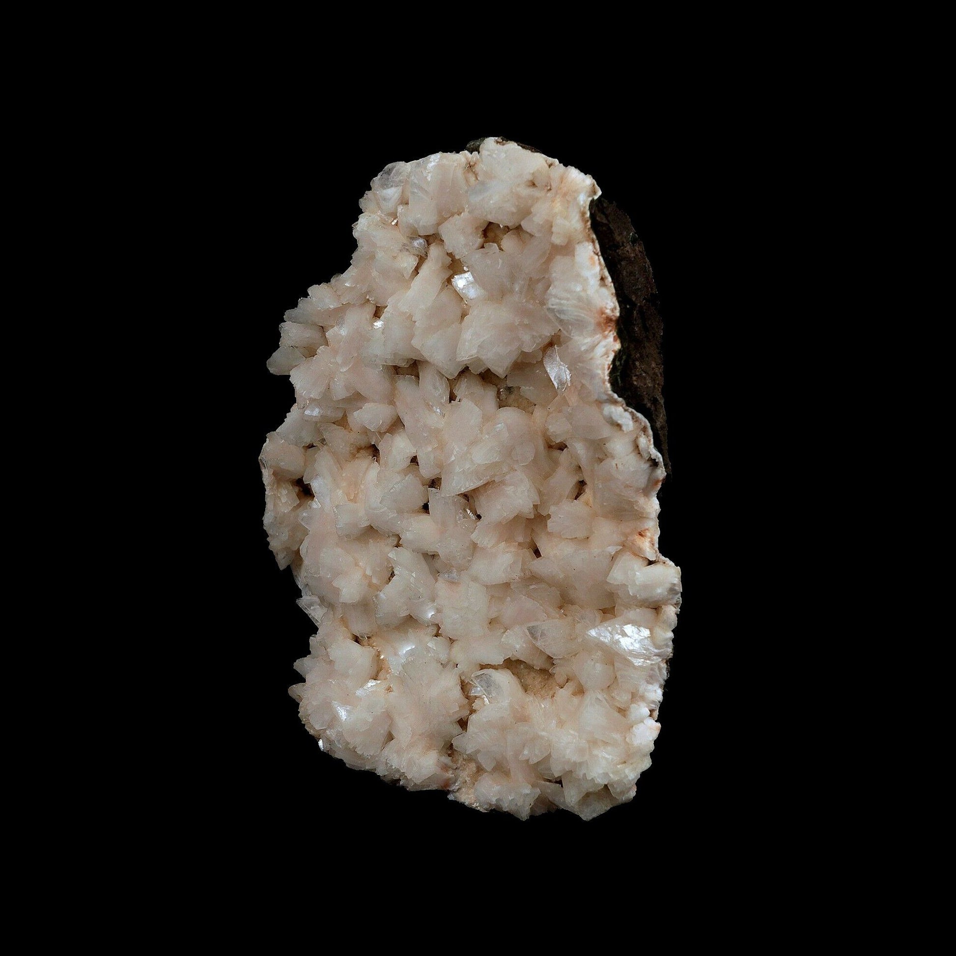 Heulandite cluster Natural Mineral Specimen # B 3665  https://www.superbminerals.us/products/heulandite-cluster-natural-mineral-specimen-b-3665  Features A large aesthetic piece featuring a plate lined with big beige, lustrous Heulandite crystals – this piece sparkles! Great color, luster and contrast – in excellent condition. Primary Mineral(s): HeulanditeSecondary Mineral(s): N/AMatrix: N/A19 cm x 15 cm1530.00 GmsLocality: Nashik, Maharashtra, India