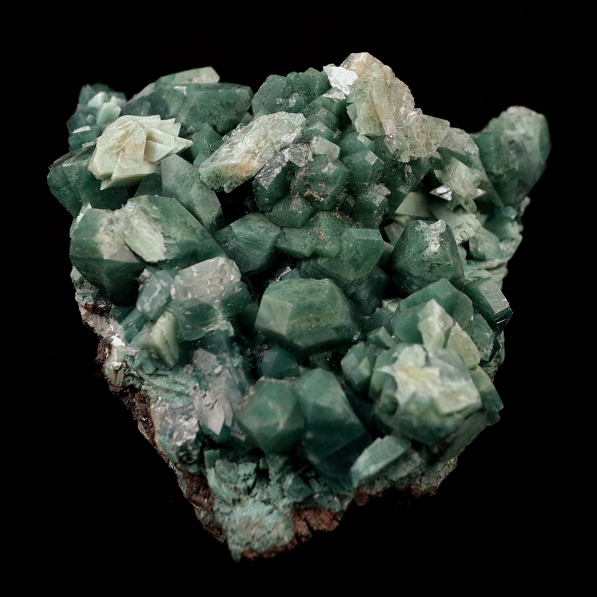 Marshy Apophyllite with Heulandite Natural Mineral Specimen # B 4205  https://www.superbminerals.us/products/marshy-apophyllite-with-heulandite-natural-mineral-specimen-b-4205  Features:An uncommon blossom of ended green Marshy Apophyllite group. The word Marshy when alluded alongside a mineral alludes to the incorporation of Chlorite in the mineral which gives it the dull green tone.Primary Mineral(s): Marshy ApophylliteSecondary Mineral(s): HeulanditeMatrix: N/A8 cm x 8 cm 290 Gms