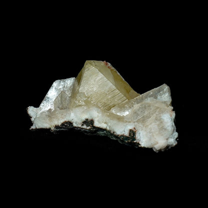 Powellite (Fluorocent Rare Find) with Stilbite Natural Mineral Specime…  https://www.superbminerals.us/products/powellite-fluorocent-rare-find-with-stilbite-natural-mineral-specimen-b-4981  Features:&nbsp;Beautiful specimen of gemmy Powellite crystal with Stilbite and Heulandite crystals from Nashik District, India. Powellite is the rarest and most desirable mineral from the Deccan Traps of India.&nbsp; It displays pleasing golden color doubly terminated Powellite crystal aesthetically 