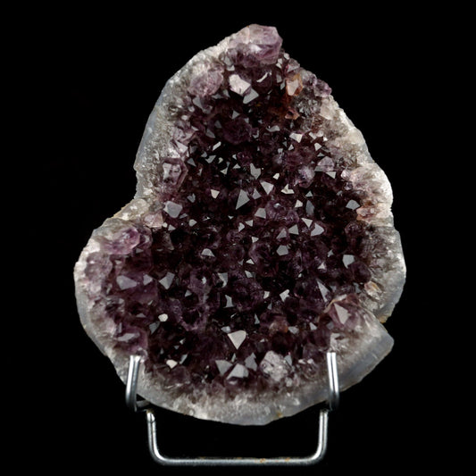 Purple Amethyst Cluster Natural Mineral Specimen # B 3970  https://www.superbminerals.us/products/purple-amethyst-cluster-natural-mineral-specimen-b-3970  Features A large plate of Amethyst crystals. The crystals are all perfectly terminated and have great luster and great purple color – beautiful large display piece! Primary Mineral(s):&nbsp; Amethyst Secondary Mineral(s): N/AMatrix: N/A12 cm x 10 cm350 GmsLocality: Aurangabad, Maharashtra, 