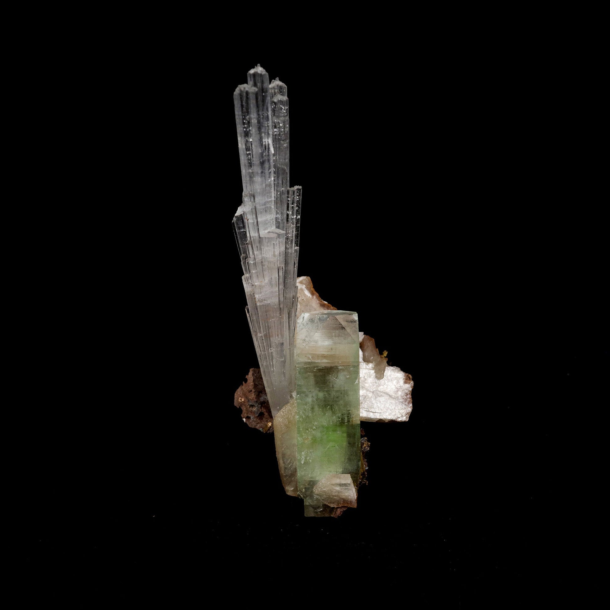 Scolecite Spray With Gren Apophyllite, Stilbite Natural Mineral Specim…  https://www.superbminerals.us/products/scolecite-spray-with-gren-apophyllite-stilbite-natural-mineral-specimen-b-5270  Features: This is a beautiful cluster of pseudo-cubic Apophyllite crystals and lustrous peach stilbite. Large Apophyllite crystals show interesting zoning with bands of colors from apple green at the base of the crystals to clear at the top. Primary Mineral(s): Apophyllite Secondary Mineral(s): Stilbite
