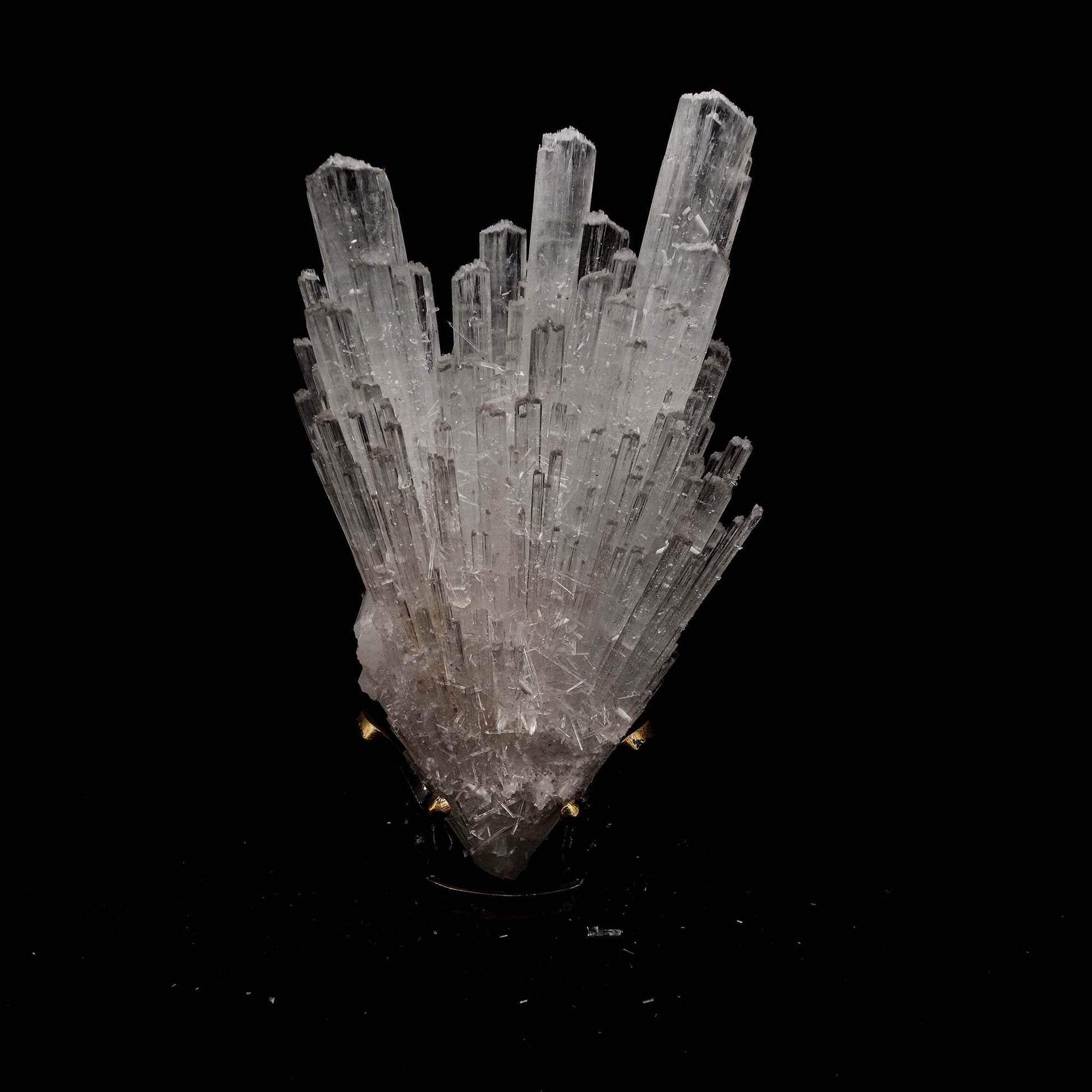 Scolecite Sprays Natural Mineral Specimen # B 5197  https://www.superbminerals.us/products/scolecite-sprays-natural-mineral-specimen-b-5197  Features: Recent discoveries in Nashik have yielded some spectacular intergrown jackstraw sprays of glassy, iridescent, clear to translucent scolecite prism. STUNNING. The stunning crystals extend in every direction. Primary Mineral(s): Scolecite Secondary Mineral(s): N/AMatrix: N/A 7 Inch x 5 InchWeight : 448